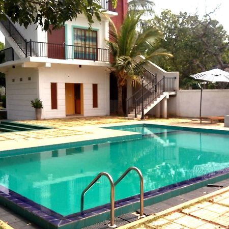Layathraa Lake View Resort Dambulla Exteriér fotografie