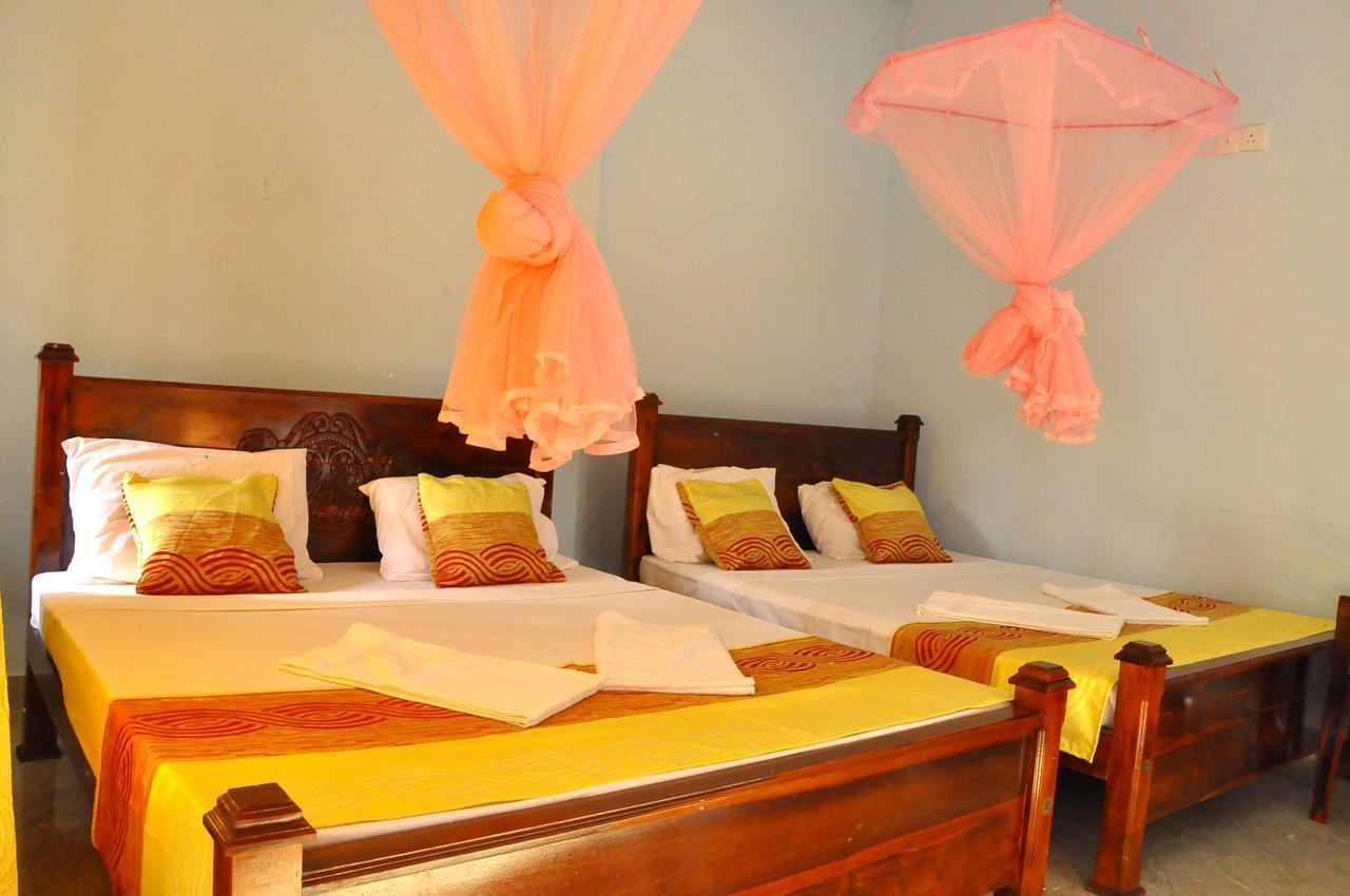 Layathraa Lake View Resort Dambulla Exteriér fotografie